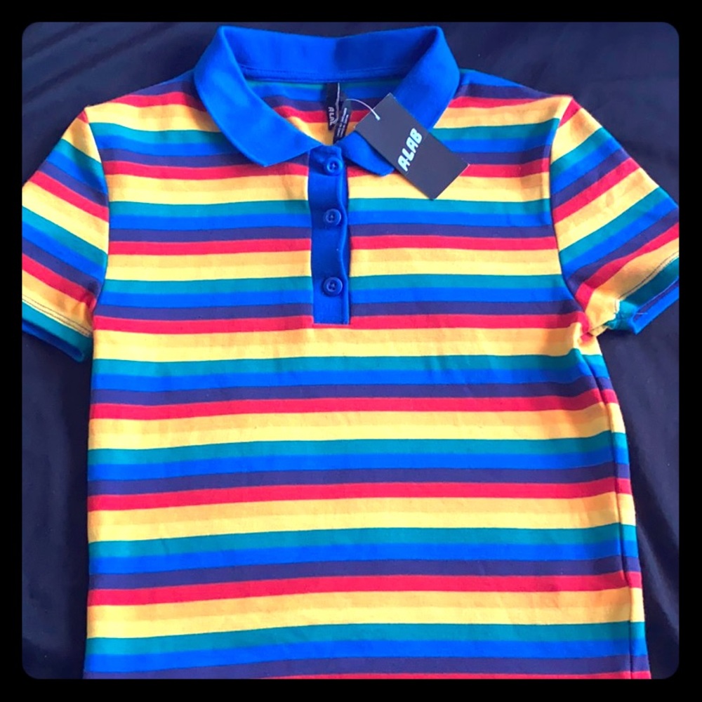 Rainbow🌈crop top with buttons that can be undone